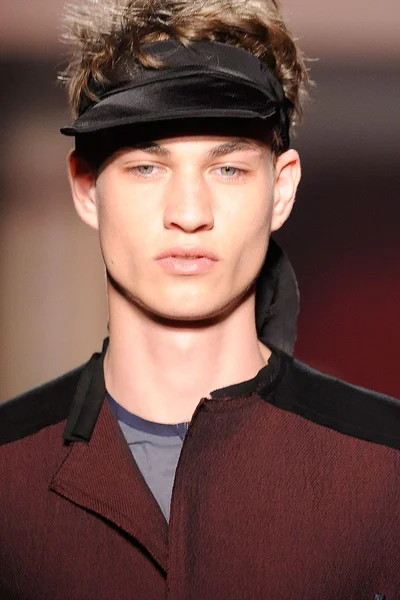 Look 53